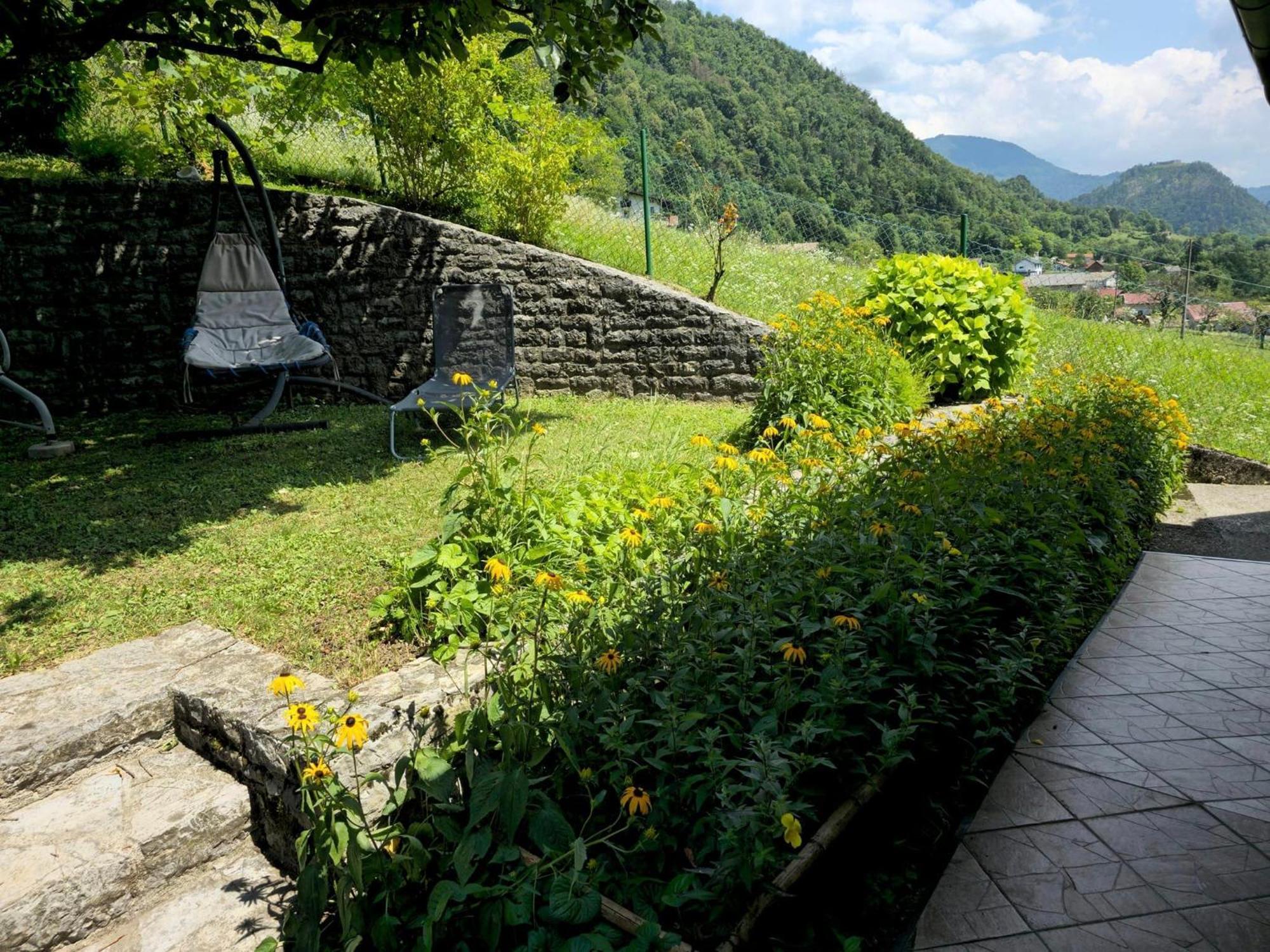 Holiday House Near The Soca River 托尔明 外观 照片
