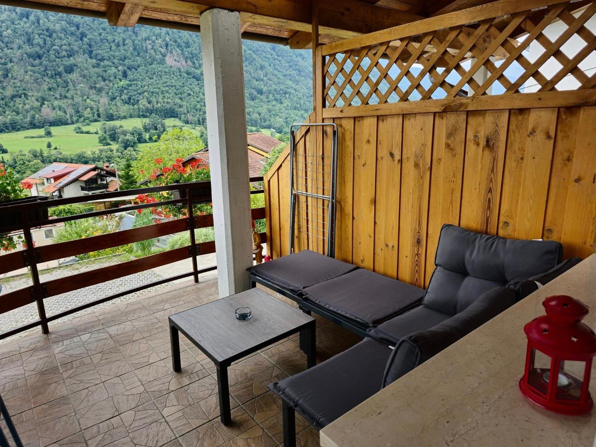 Holiday House Near The Soca River 托尔明 外观 照片